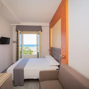 Hotel Gabbiano, Rimini